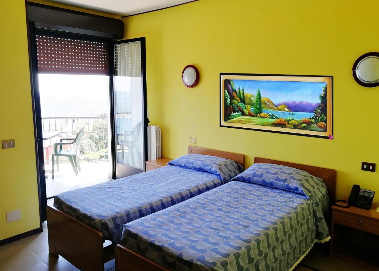 Residence Villa Margherita B&B Nebbiuno Екстериор снимка