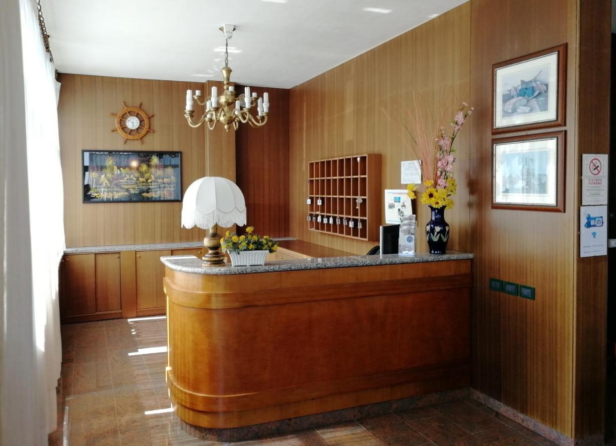 Residence Villa Margherita B&B Nebbiuno Екстериор снимка